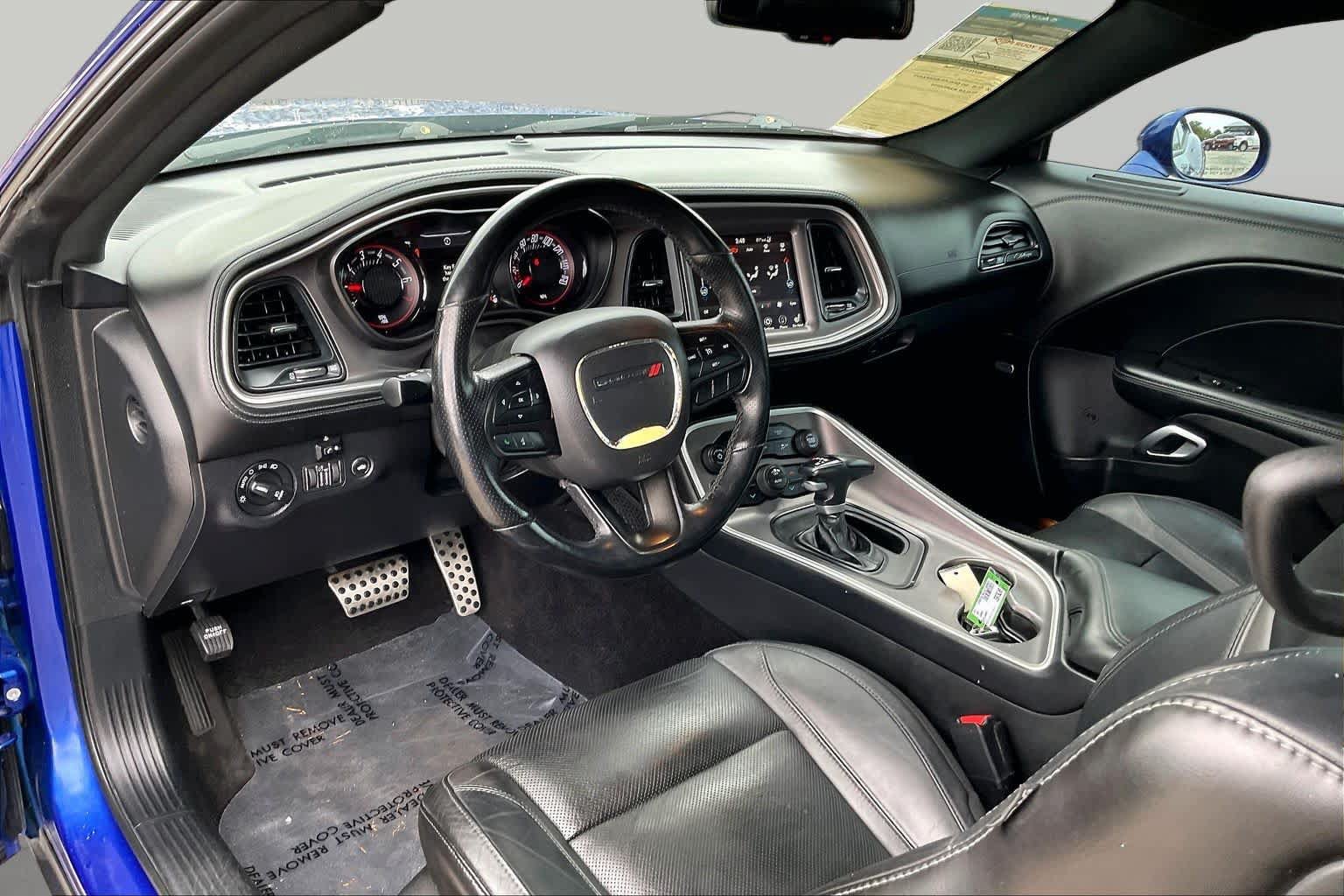 Used 2022 Dodge Challenger SXT w/ Plus Package RWD image 12