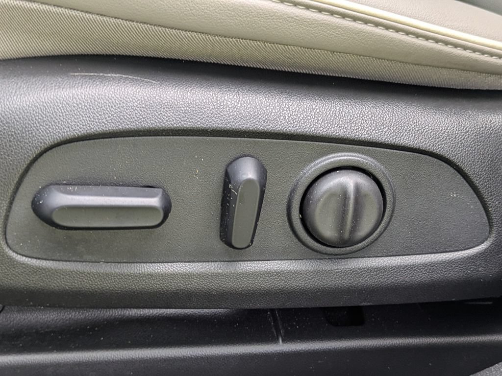 Used 2024 Buick Envista Avenir FWD image 21