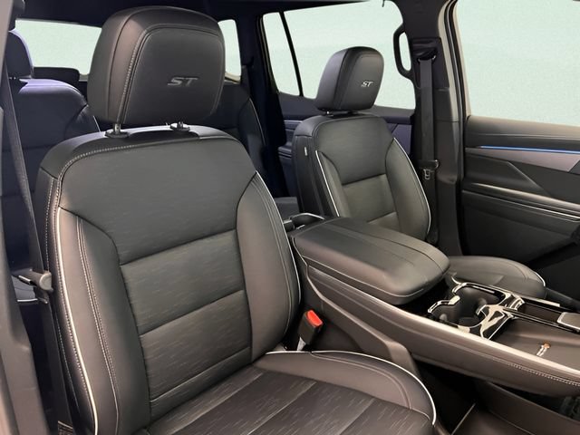 Certified 2026 Buick Enclave Sport Touring AWD/4WD image 16