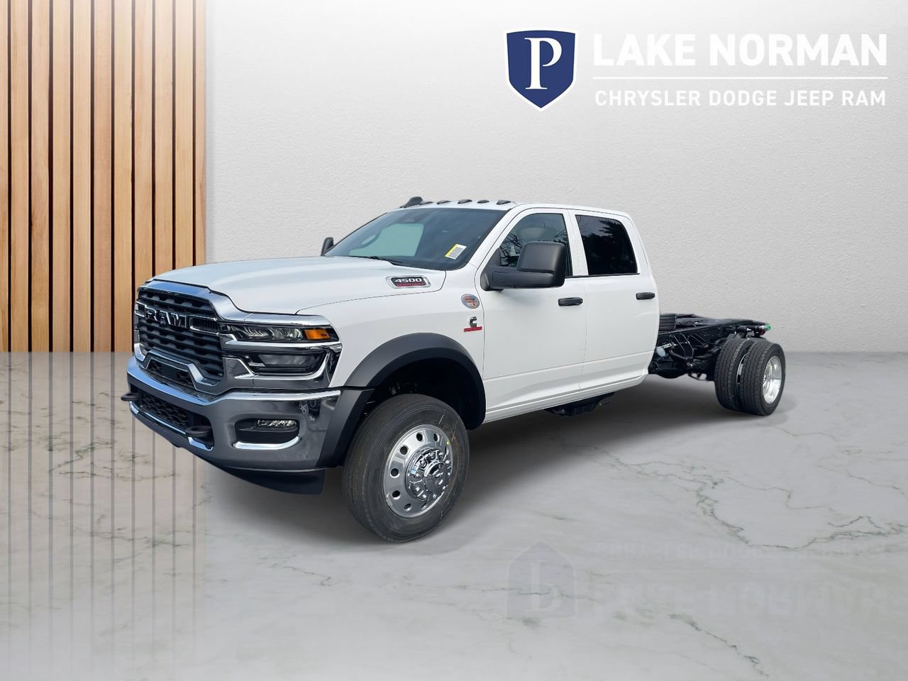 New 2026 RAM 4500 Tradesman w/ Chrome Appearance Group AWD/4WD image 4