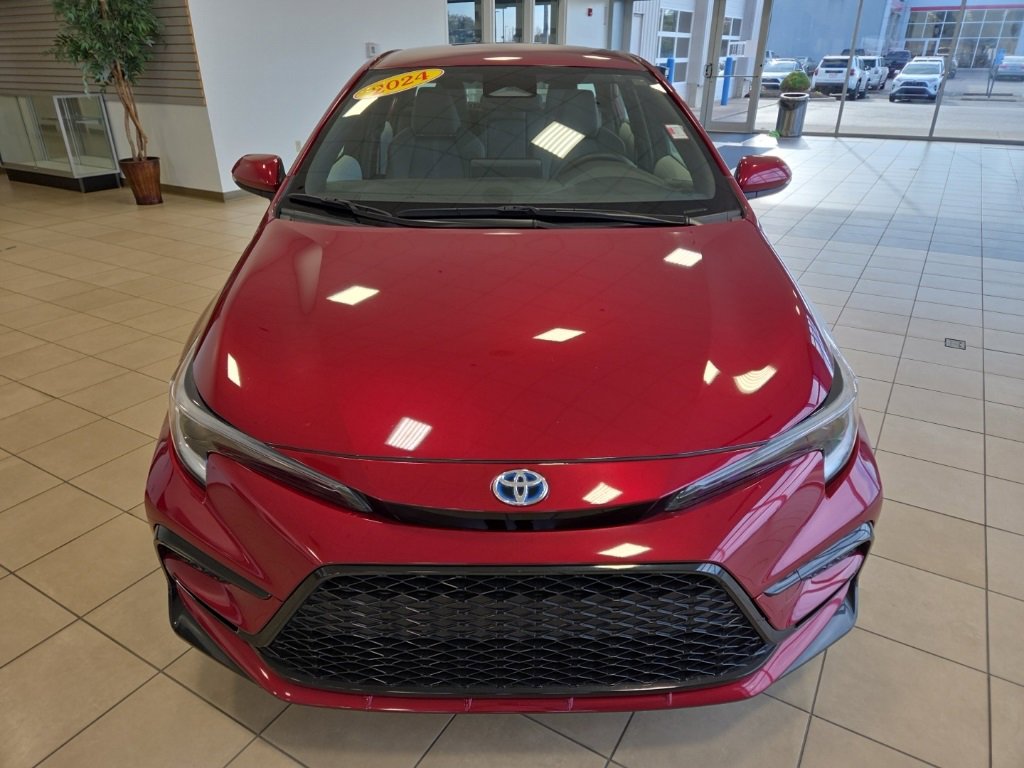 Used 2024 Toyota Corolla SE image 4