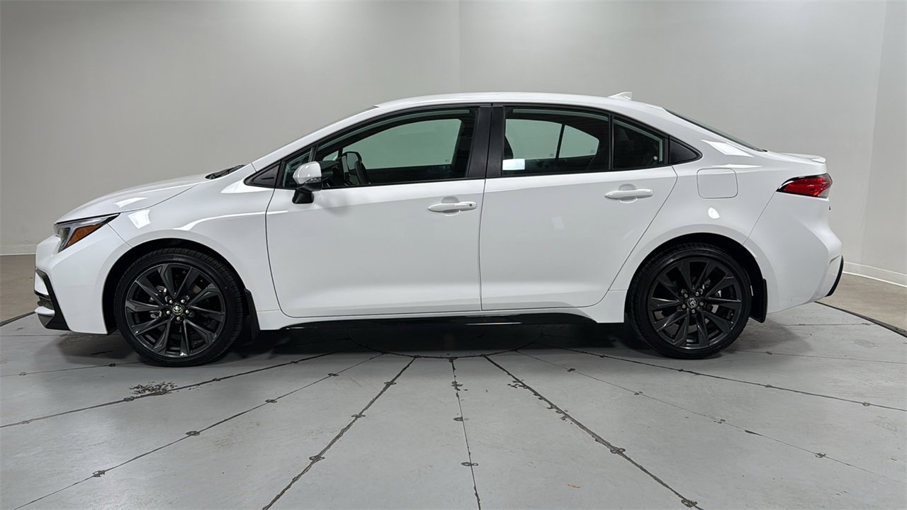 Certified 2025 Toyota Corolla SE image 8
