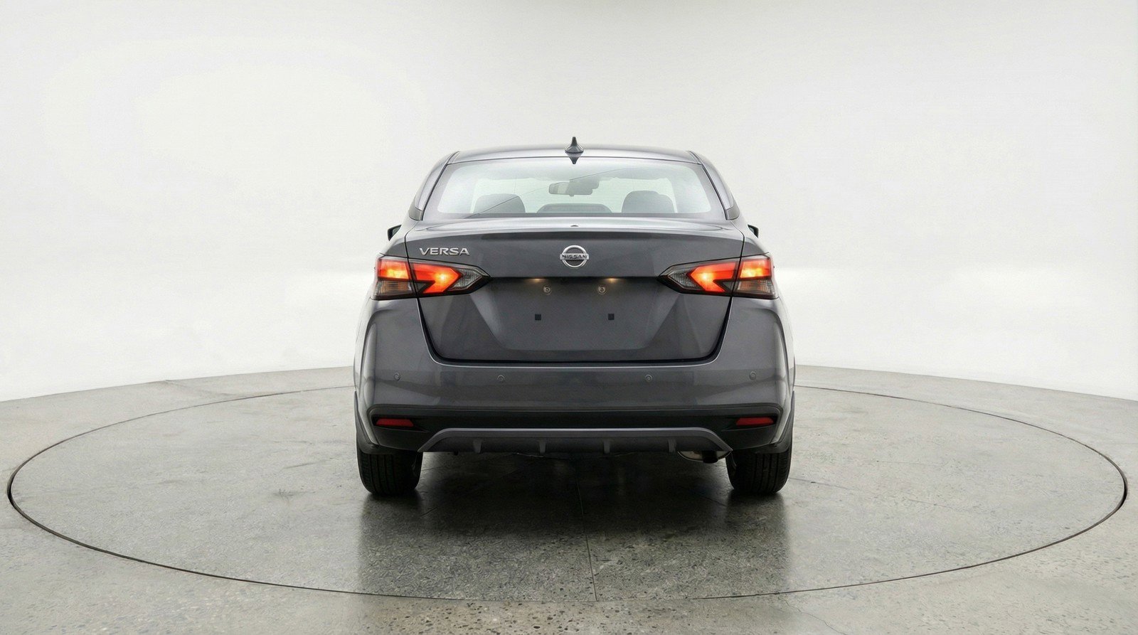Used 2025 Nissan Versa SV FWD image 7