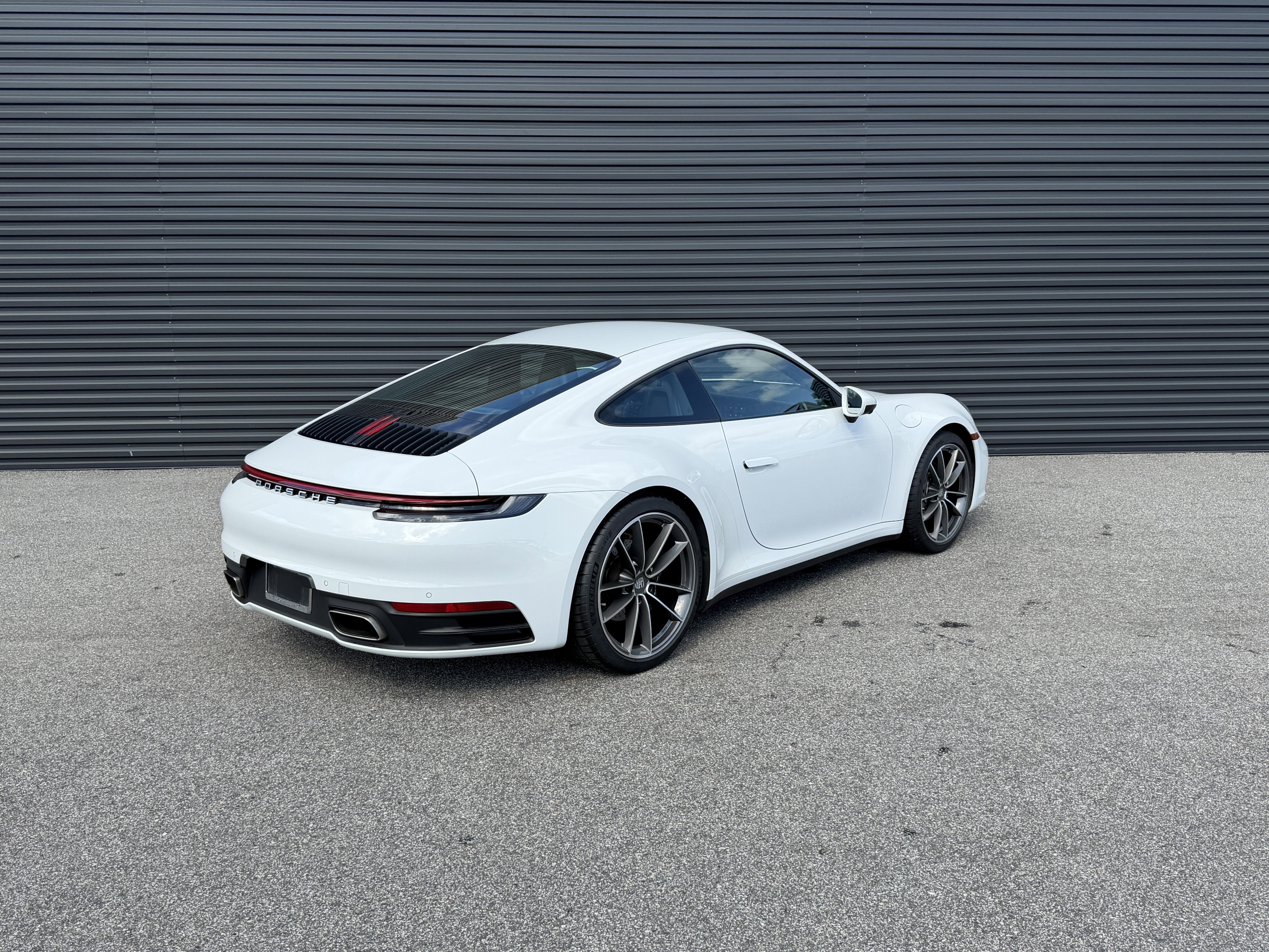 Certified 2022 Porsche 911 Carrera image 9