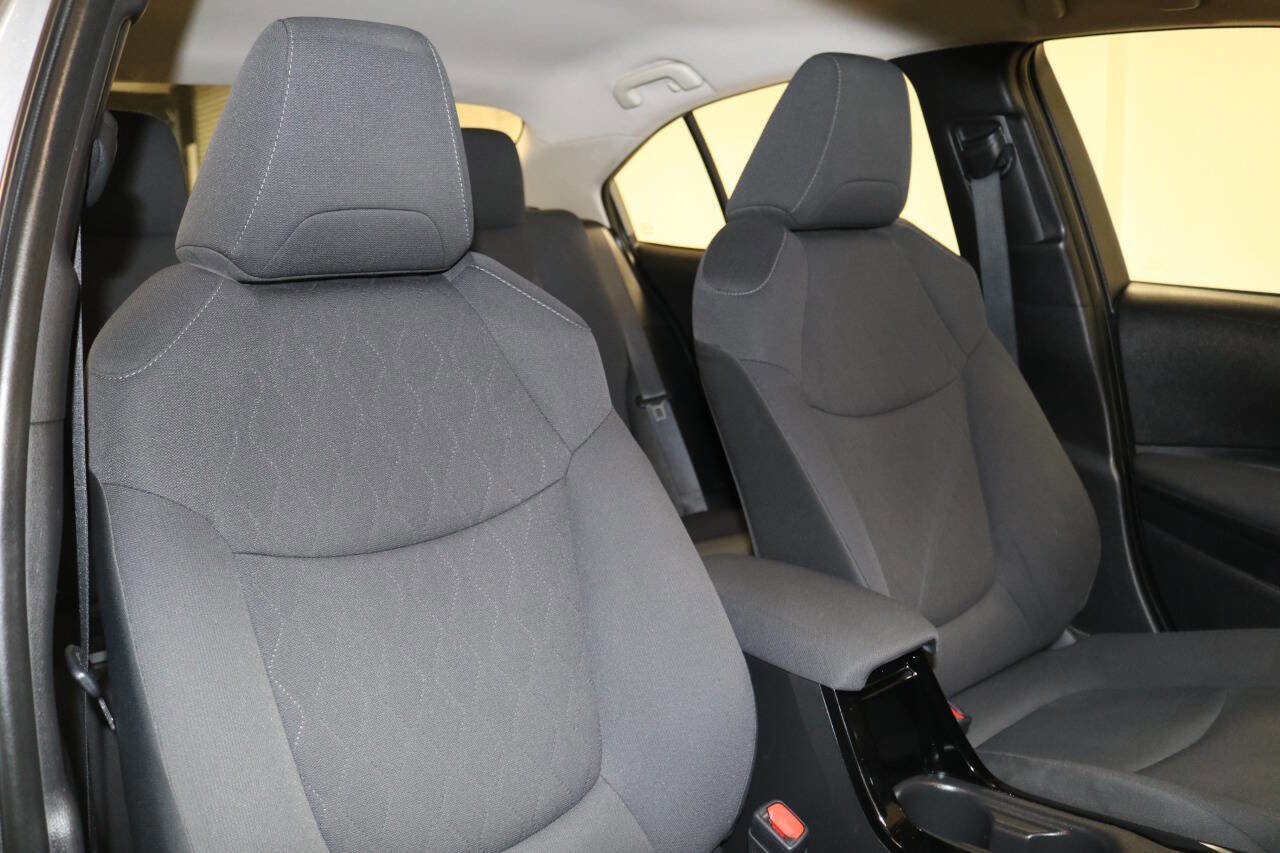 Used 2022 Toyota Corolla LE image 65
