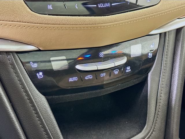 Used 2018 Cadillac XT5 Platinum w/ Driver Assist Package AWD/4WD image 23