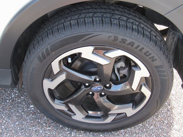 Used 2022 Subaru Crosstrek 2.5i Limited w/ Moonroof Package 1 image 9