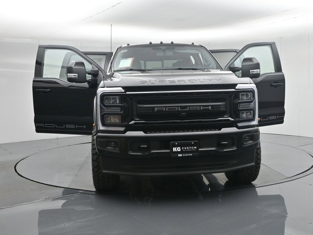 New 2026 Ford F250 Lariat w/ Black Appearance Package image 40