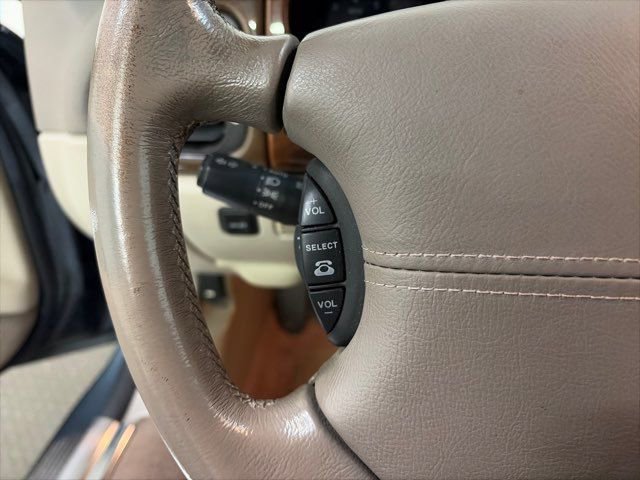 Used 2001 Jaguar XK8 Convertible image 18