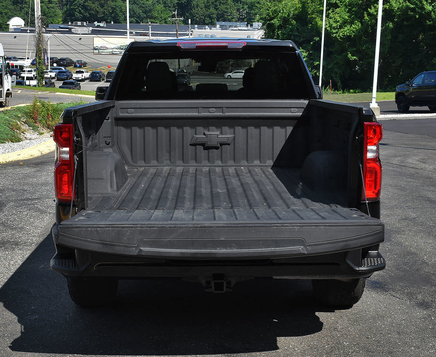 Used 2024 Chevrolet Silverado 1500 RST w/ Protection Package AWD/4WD image 8