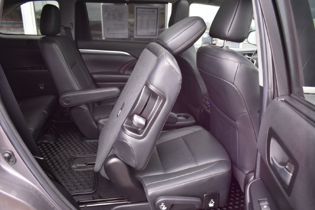 Used 2019 Toyota Highlander Limited AWD/4WD image 49