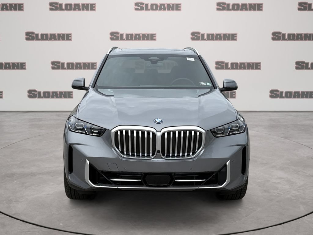 New 2026 BMW X5 xDrive50e w/ Climate Comfort Package AWD/4WD image 8