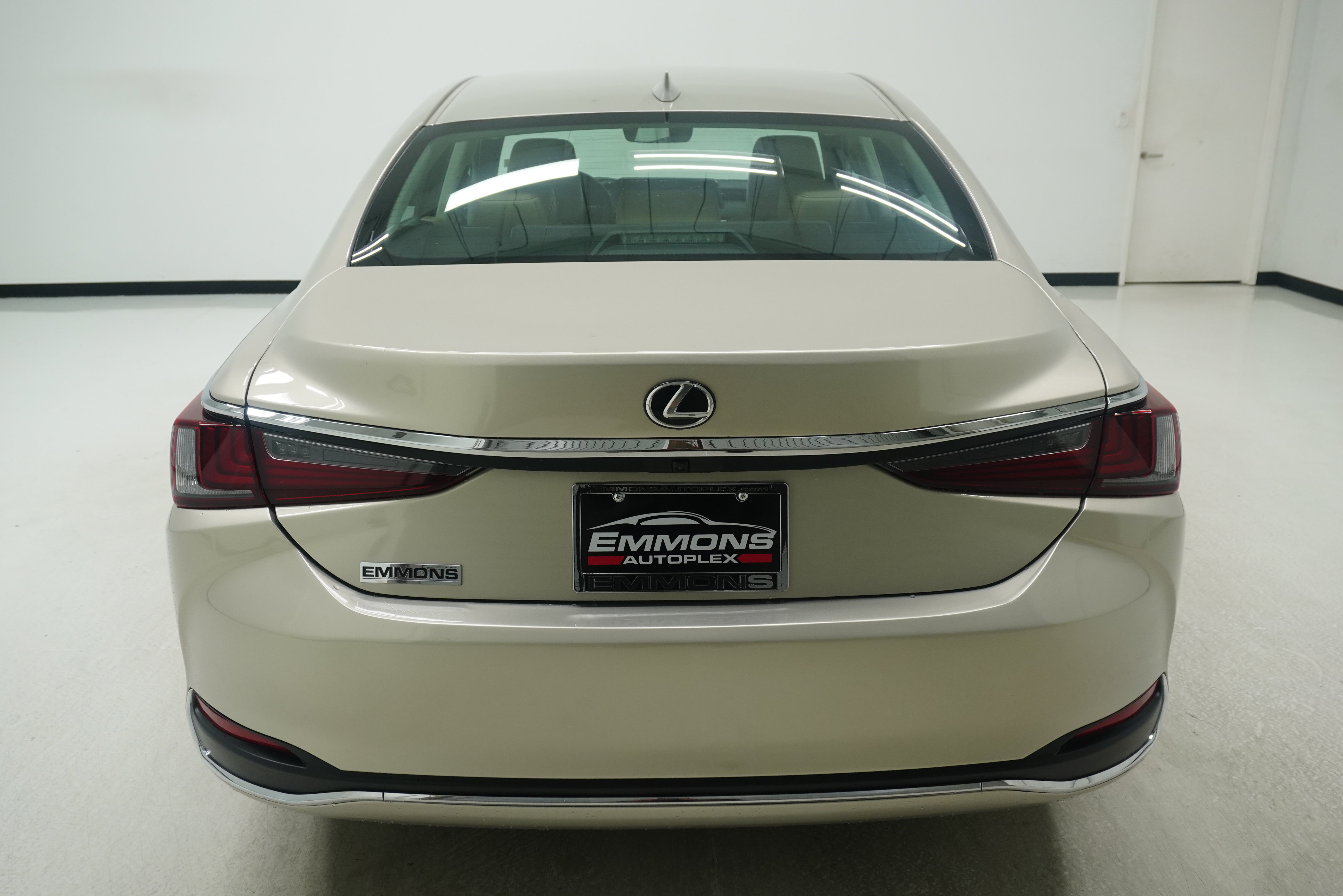 Used 2021 Lexus ES 250 w/ Premium Package AWD/4WD image 5