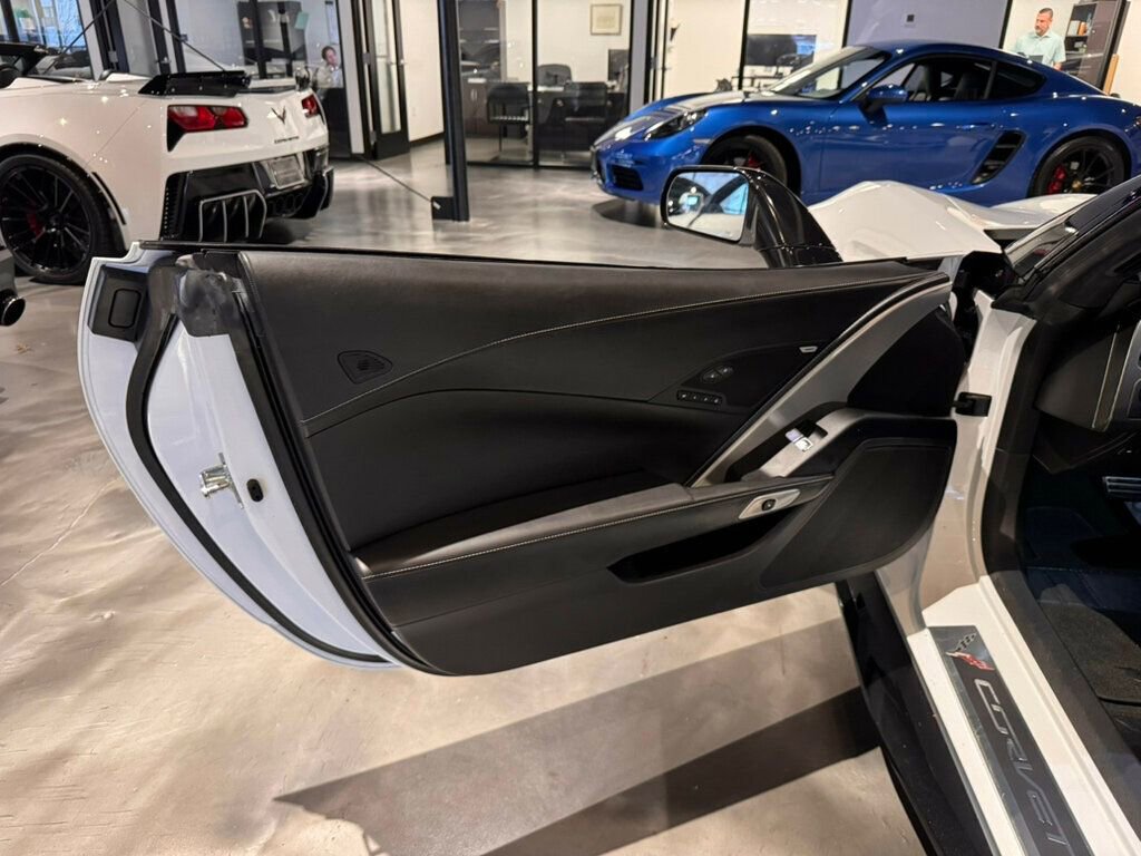 Used 2017 Chevrolet Corvette Grand Sport image 9