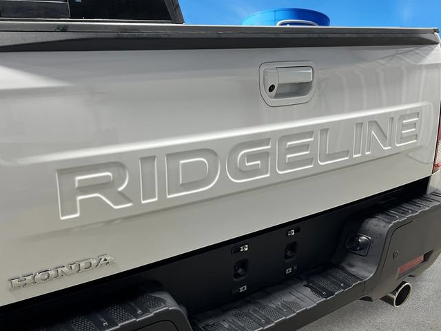 New 2026 Honda Ridgeline Black Edition image 10