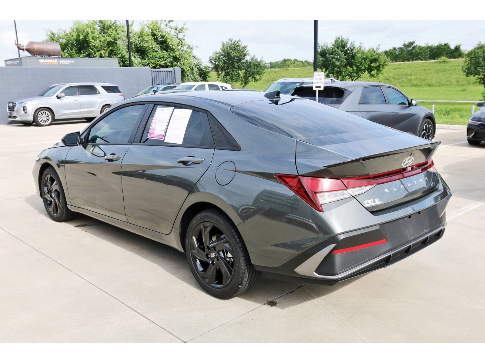 Certified 2026 Hyundai Elantra Sport w/ Cargo Package FWD image 7