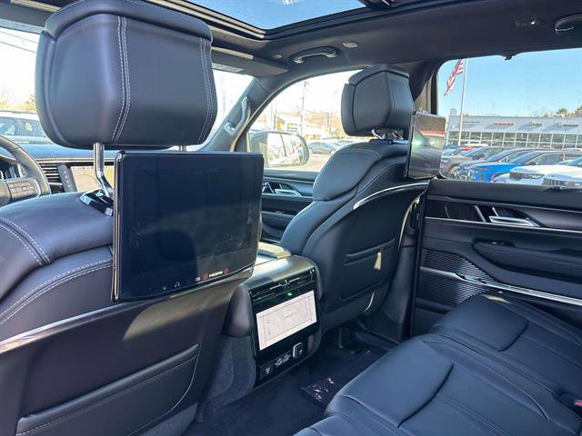 New 2026 Jeep Grand Wagoneer L Summit image 9