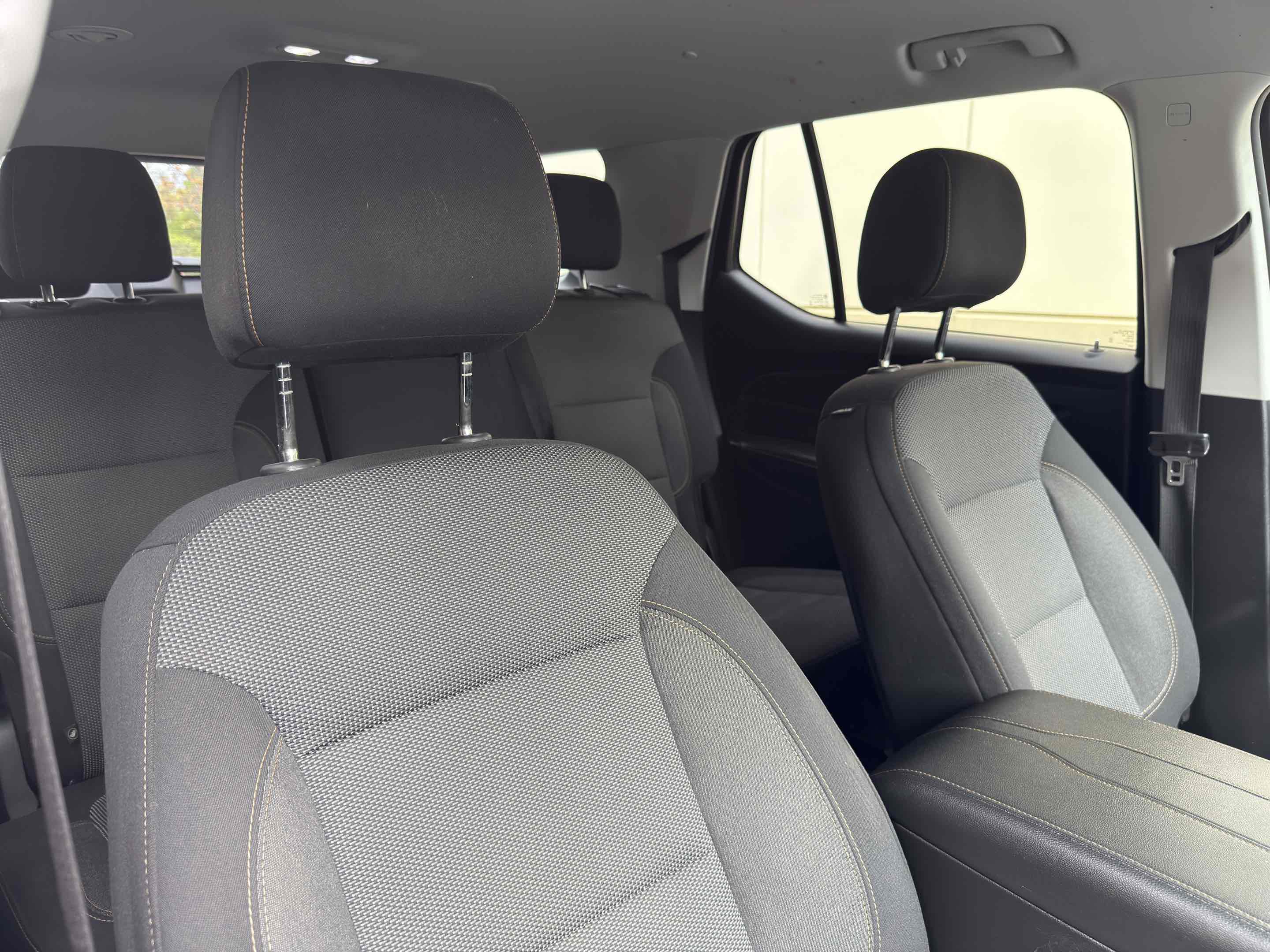 Used 2020 Chevrolet Traverse LS image 51