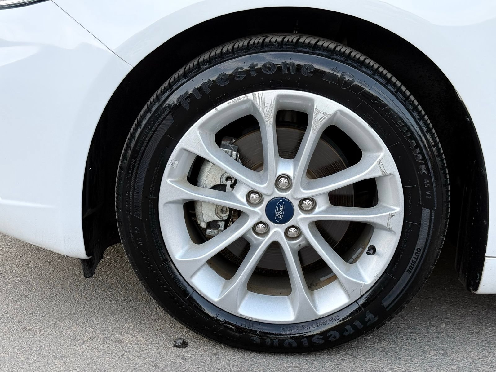Used 2019 Ford Fusion SE FWD image 11