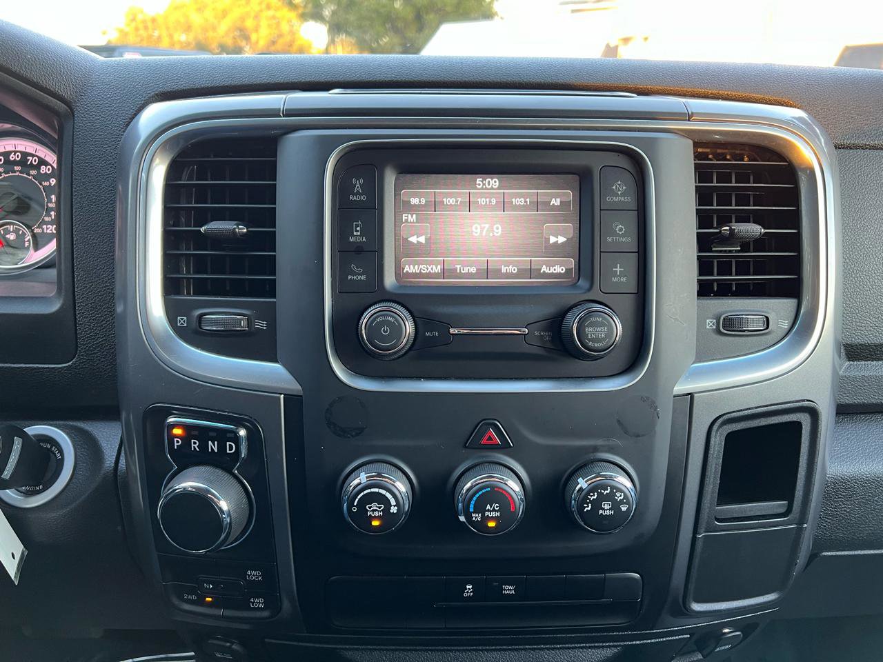 Used 2024 RAM 1500 Classic SLT AWD/4WD image 16