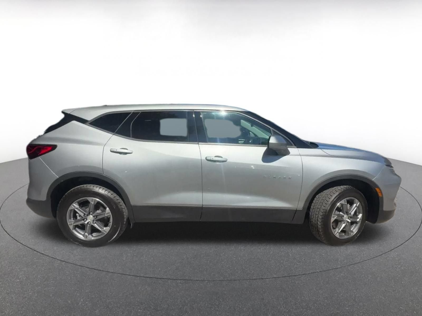 Used 2025 Chevrolet Blazer LT FWD image 15