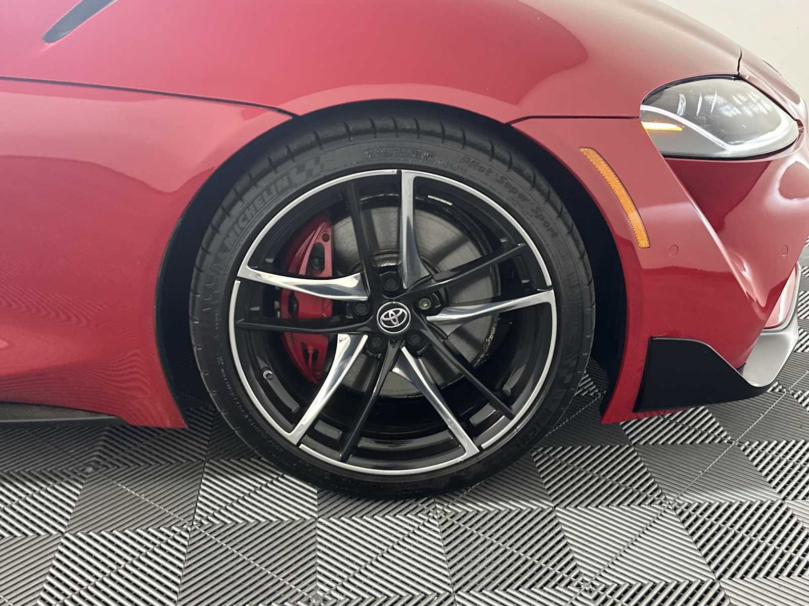 Used 2020 Toyota Supra Premium w/ Driver Assist Package image 15