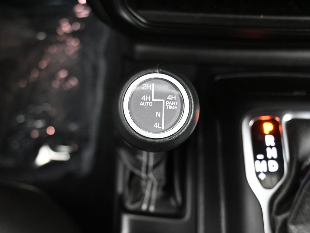 Used 2021 Jeep Wrangler Unlimited Sahara w/ Cold Weather Group image 28