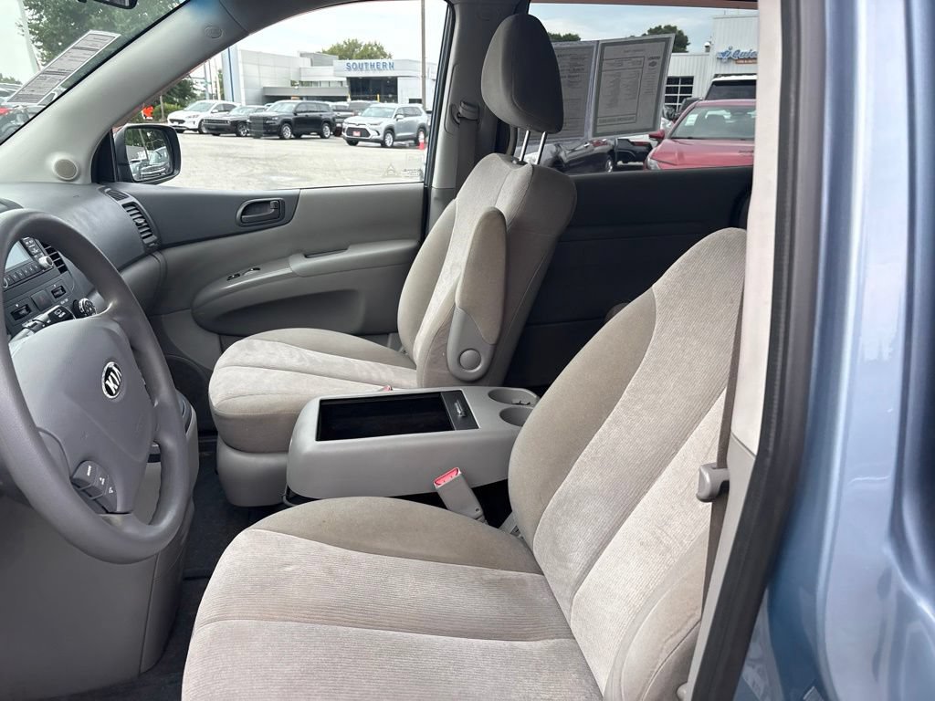 Used 2014 Kia Sedona LX FWD image 14