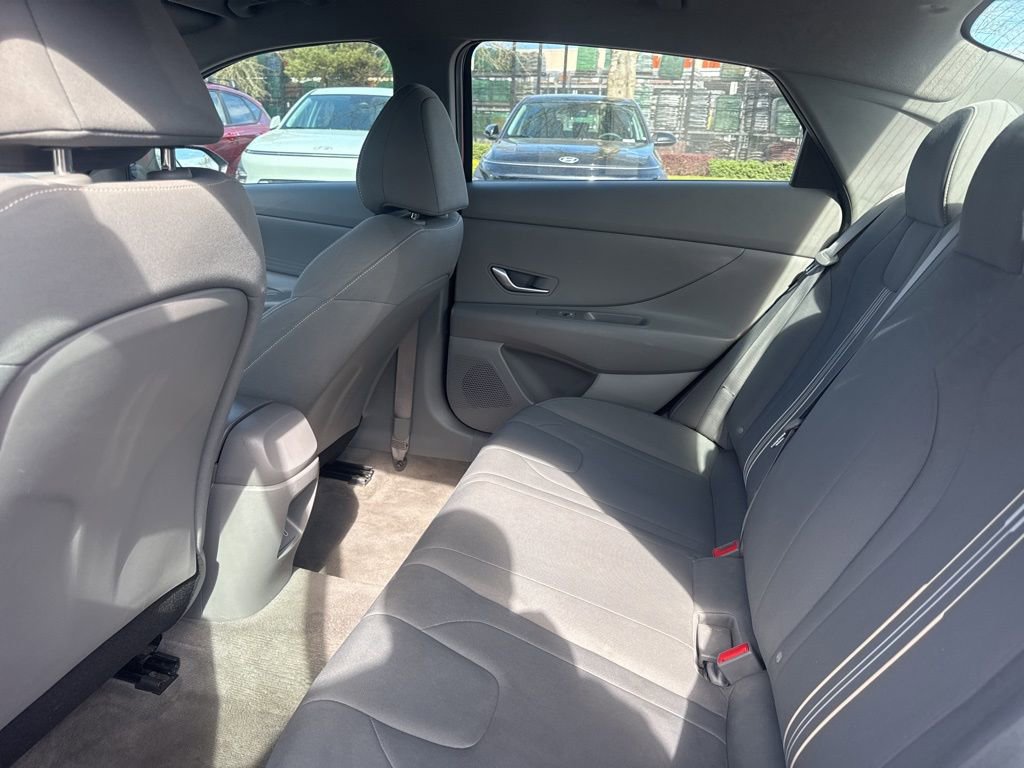 Certified 2024 Hyundai Elantra SEL image 10