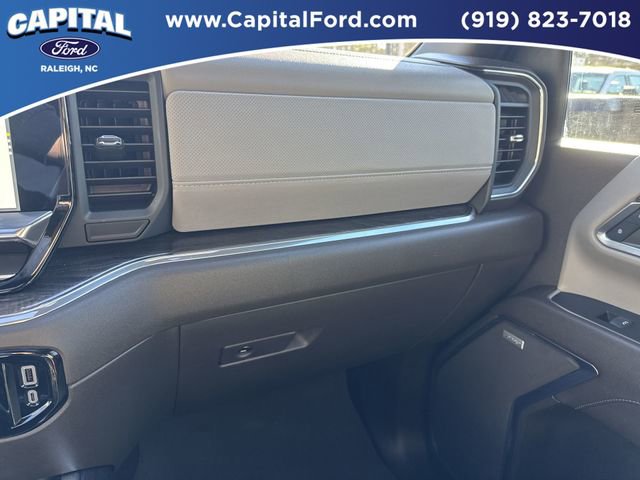 Used 2024 Chevrolet Silverado 2500 LTZ w/ LTZ Convenience Package image 27