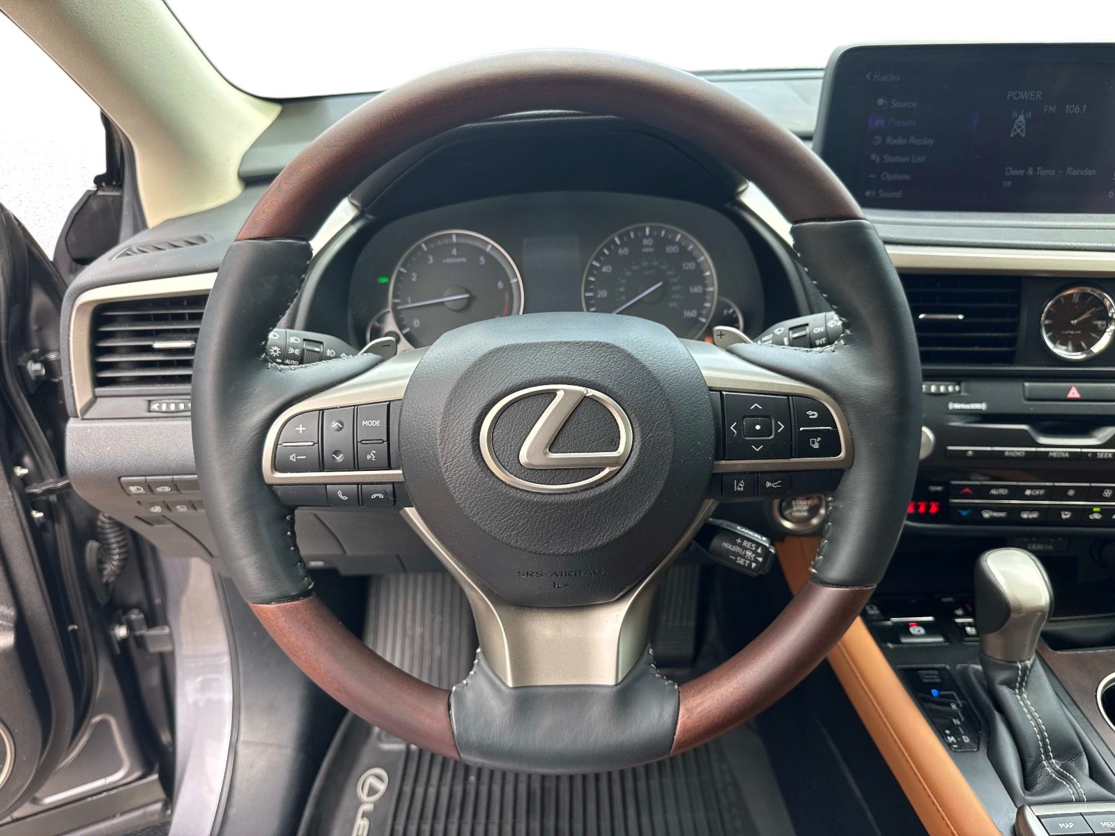 Certified 2022 Lexus RX 350 FWD w/ Premium Package image 29