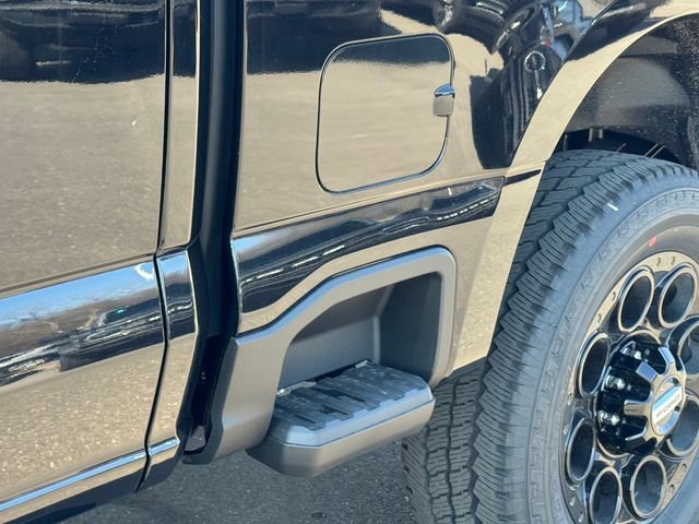 New 2026 Ford F250 Lariat w/ Black Appearance Package image 9