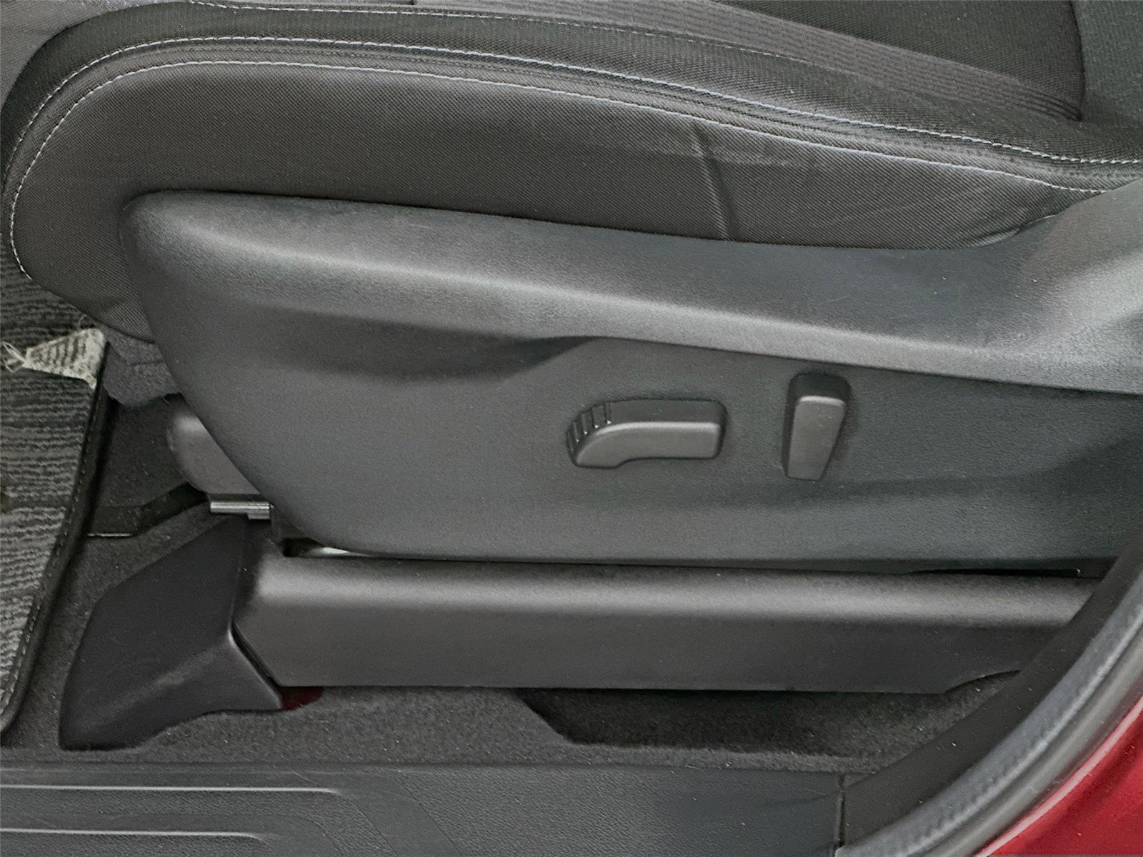 Used 2024 Subaru Ascent Premium w/ Convenience Package image 21