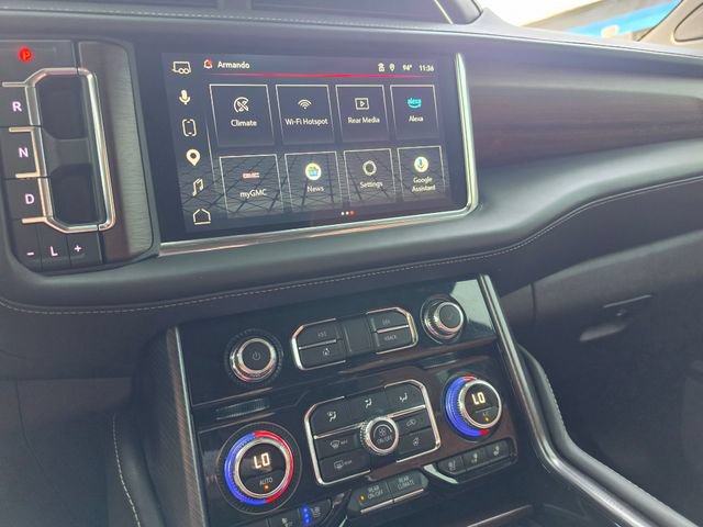 Used 2023 GMC Yukon Denali Ultimate AWD/4WD image 82