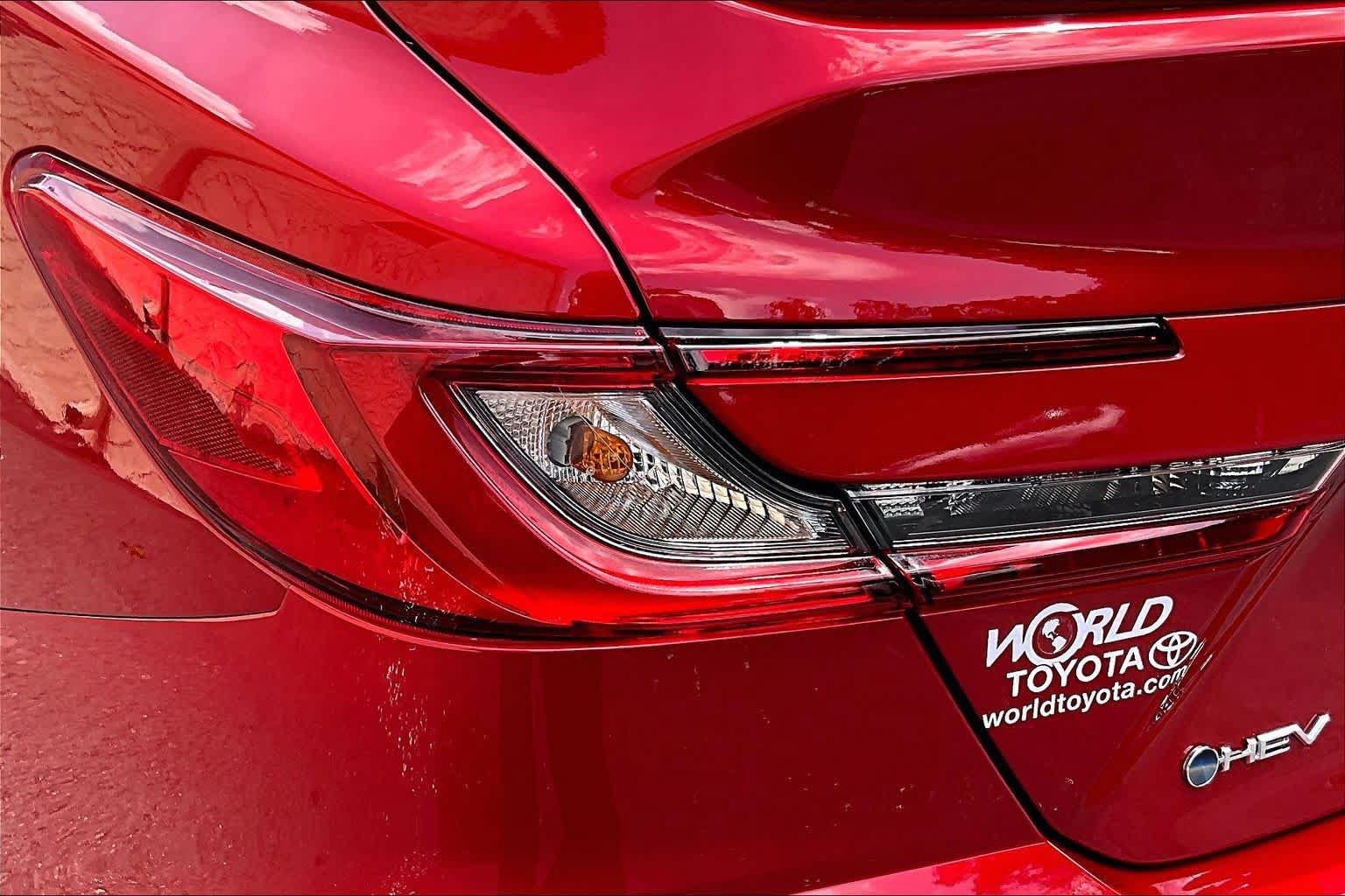 Used 2026 Toyota Camry SE w/ Convenience Package FWD image 29