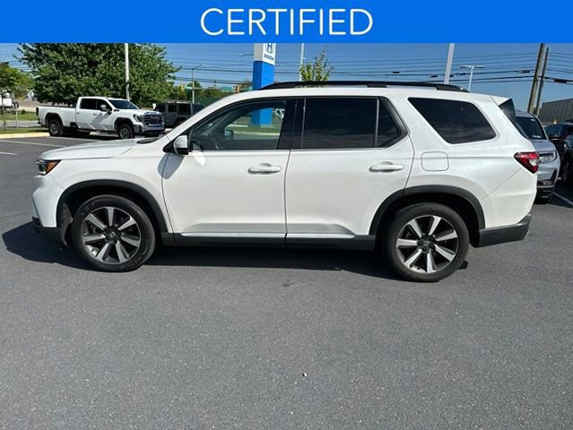 Certified 2023 Honda Pilot Touring image 4