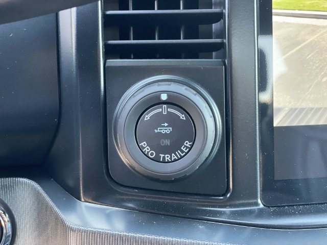 New 2026 Ford F250 Platinum AWD/4WD image 17
