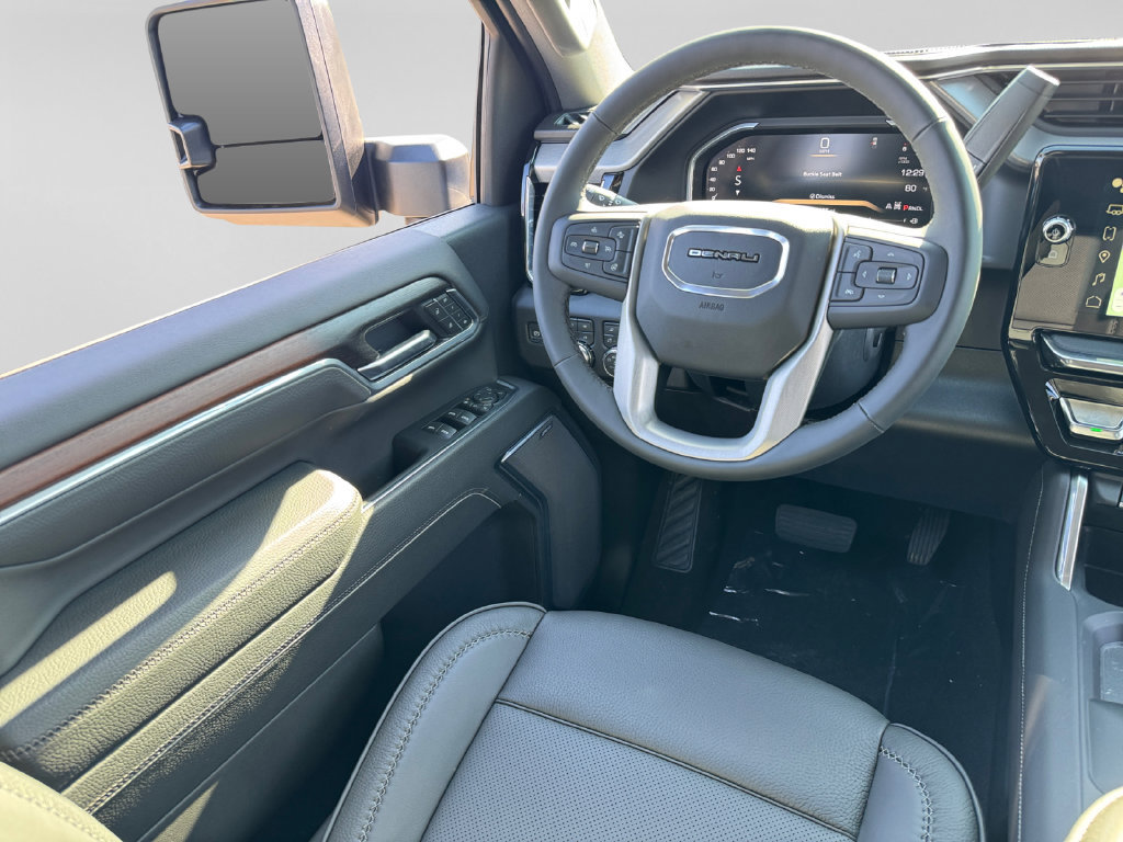 New 2026 GMC Sierra 3500 Denali AWD/4WD image 16