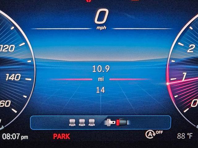 New 2025 Mercedes-Benz GLC 300 image 11