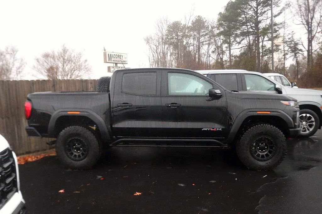 New 2024 GMC Canyon AT4X w/ AT4X AEV Edition image 3