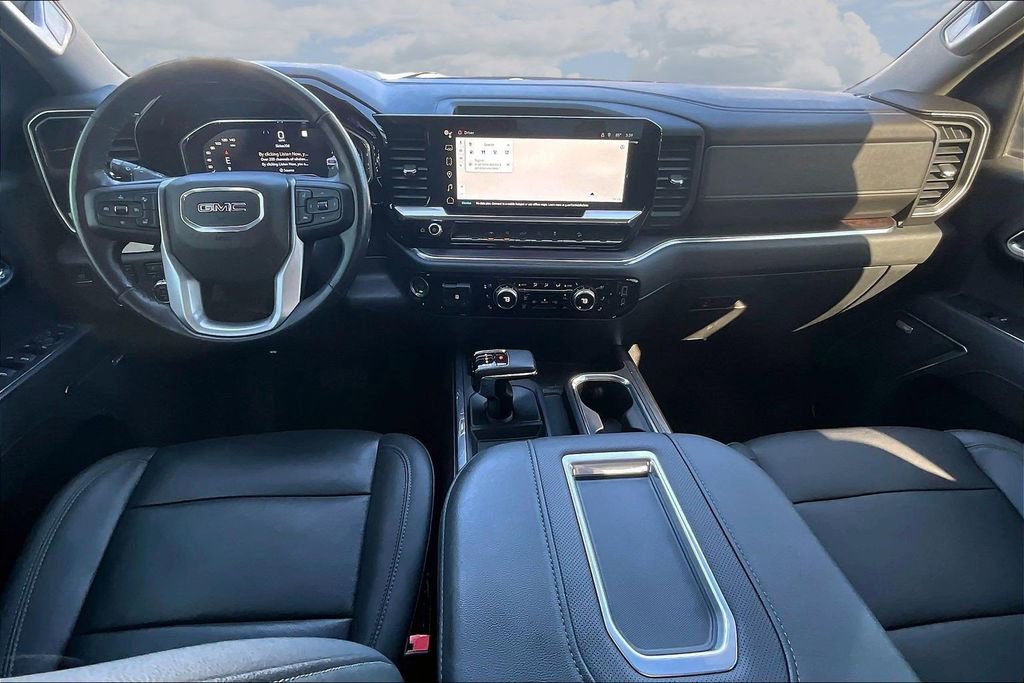 Used 2022 GMC Sierra 1500 SLT w/ SLT Premium Package image 10