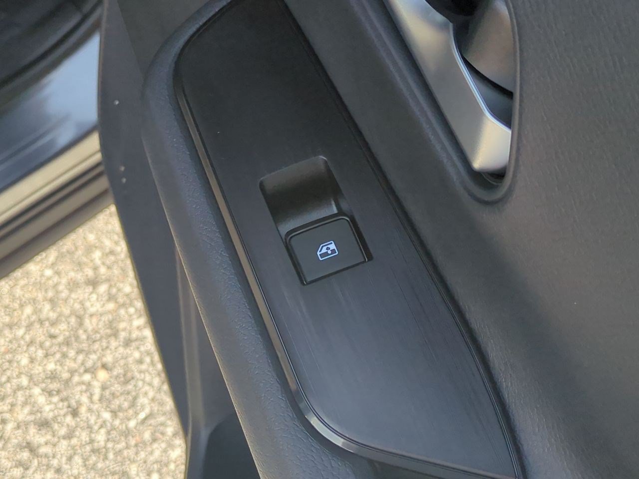 New 2026 Nissan Kicks SV FWD image 33