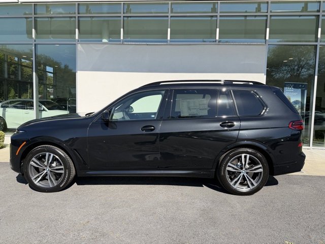 New 2026 BMW X7 M60i w/ Climate Comfort Package image 2