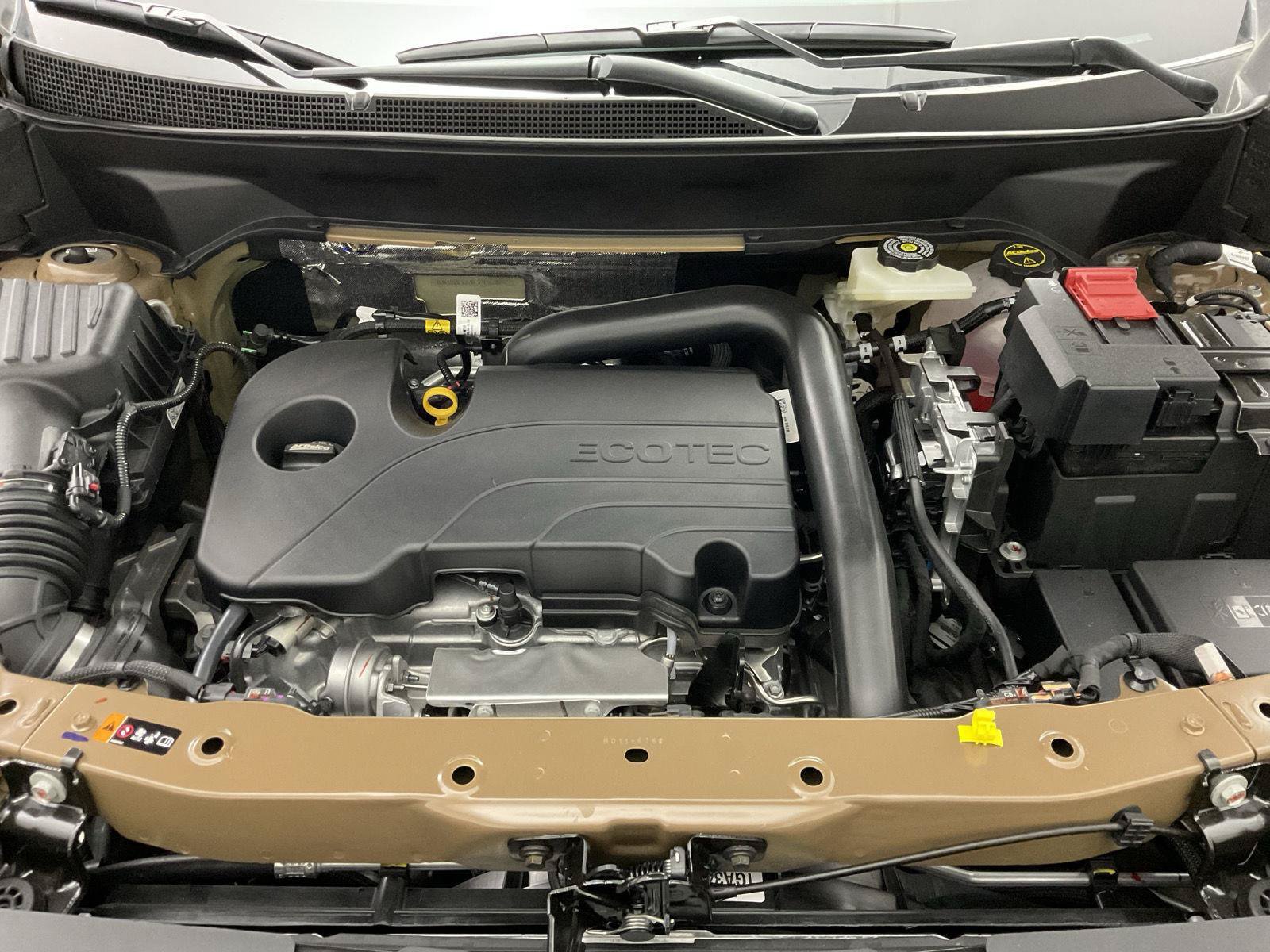 New 2027 Chevrolet Equinox LT w/ Safety and Technology Package FWD image 21