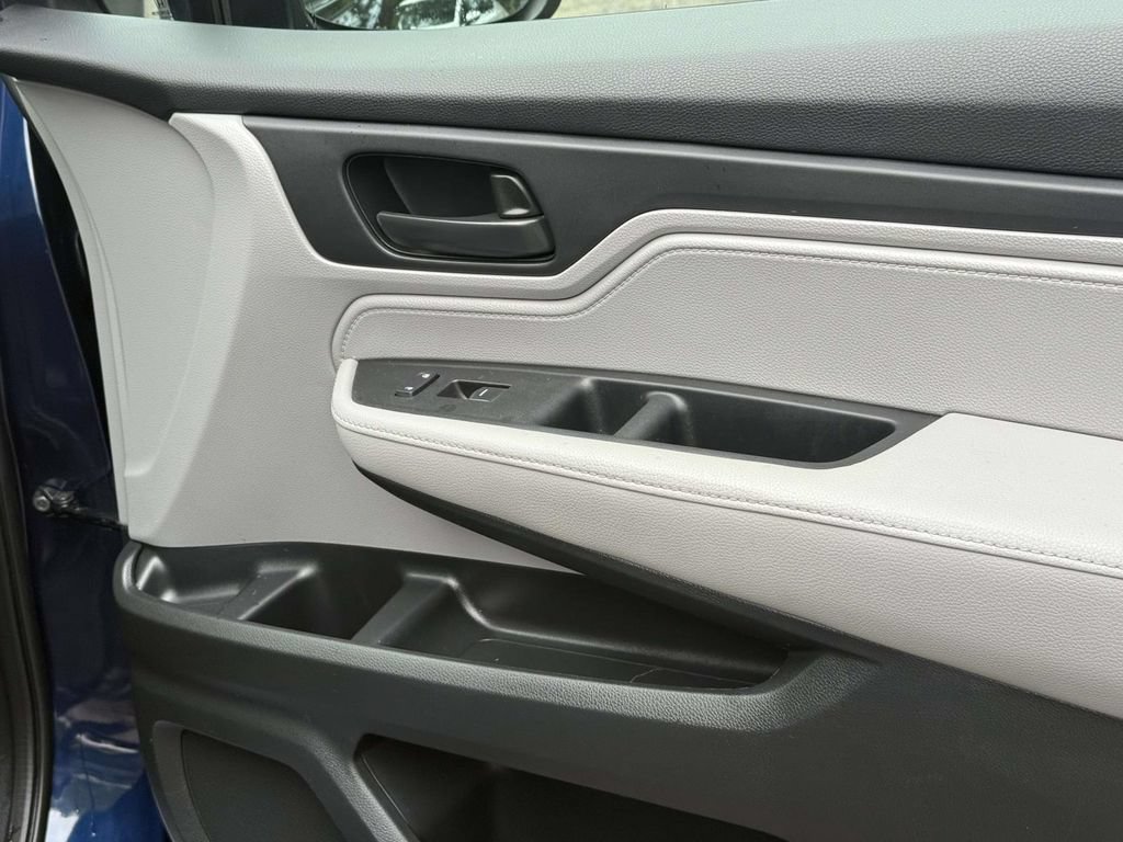 Used 2019 Honda Odyssey EX image 9