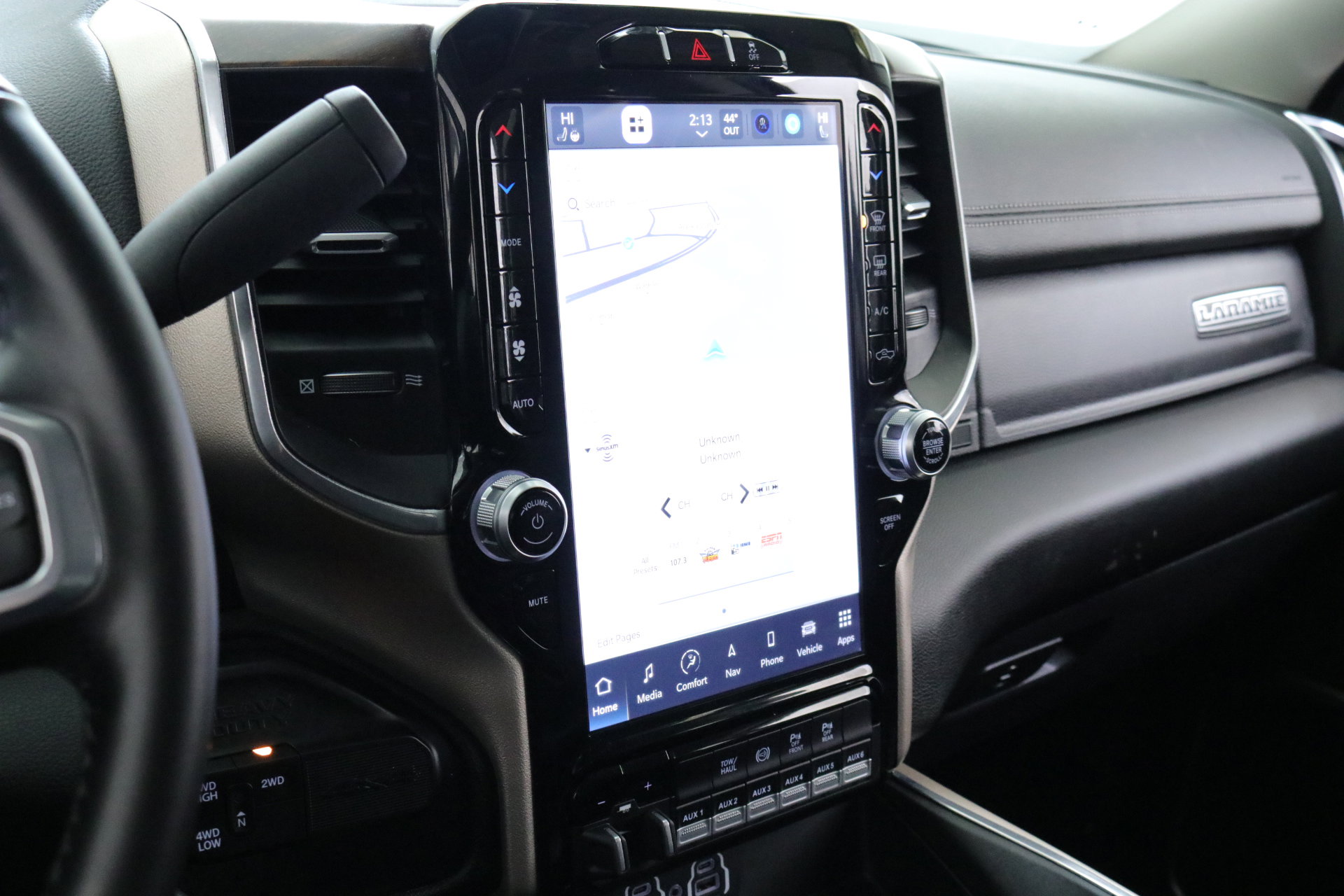 Used 2024 RAM 3500 Laramie w/ Chrome Bumper Package image 18