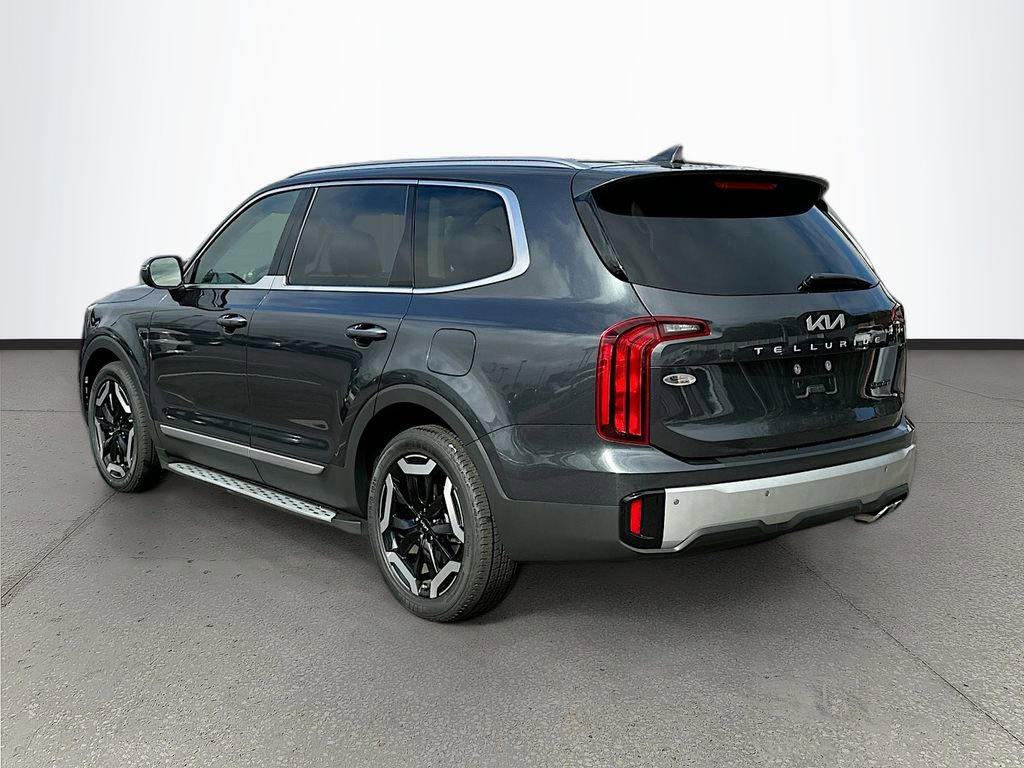 Used 2024 Kia Telluride S w/ S Sunroof Package image 5