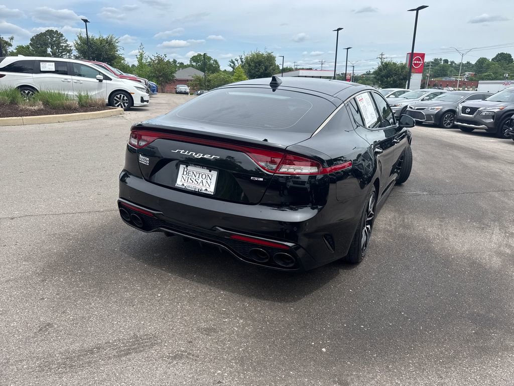 Used 2023 Kia Stinger GT-Line w/ Sun & Sound Package RWD image 7
