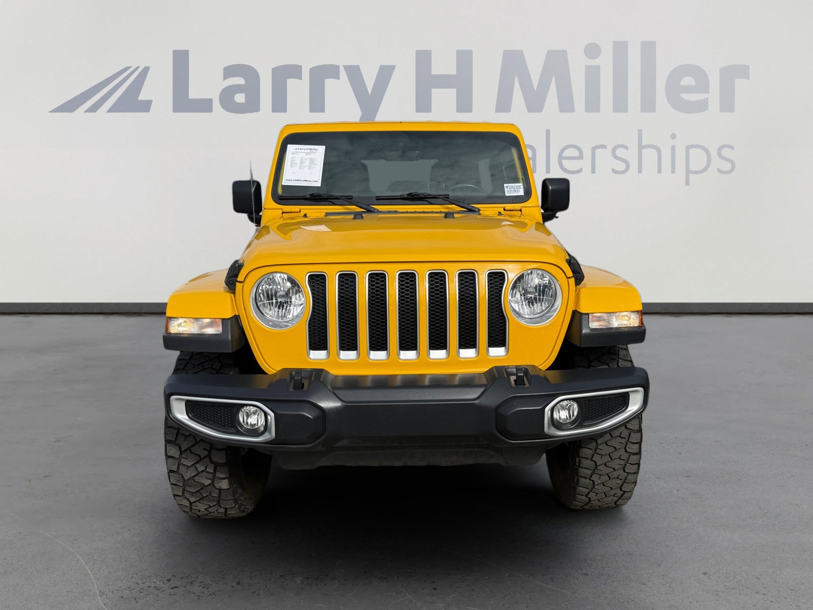 Used 2019 Jeep Wrangler Unlimited Sahara w/ Uconnect 4C Nav & Sound Group image 8
