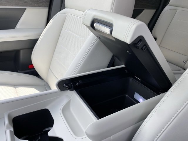 Used 2024 Hyundai Santa Fe Limited image 29